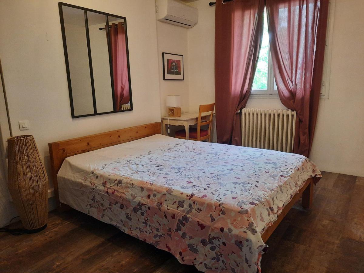 Appartamento Charmant logement à deux pas du centre Montpellier Esterno foto